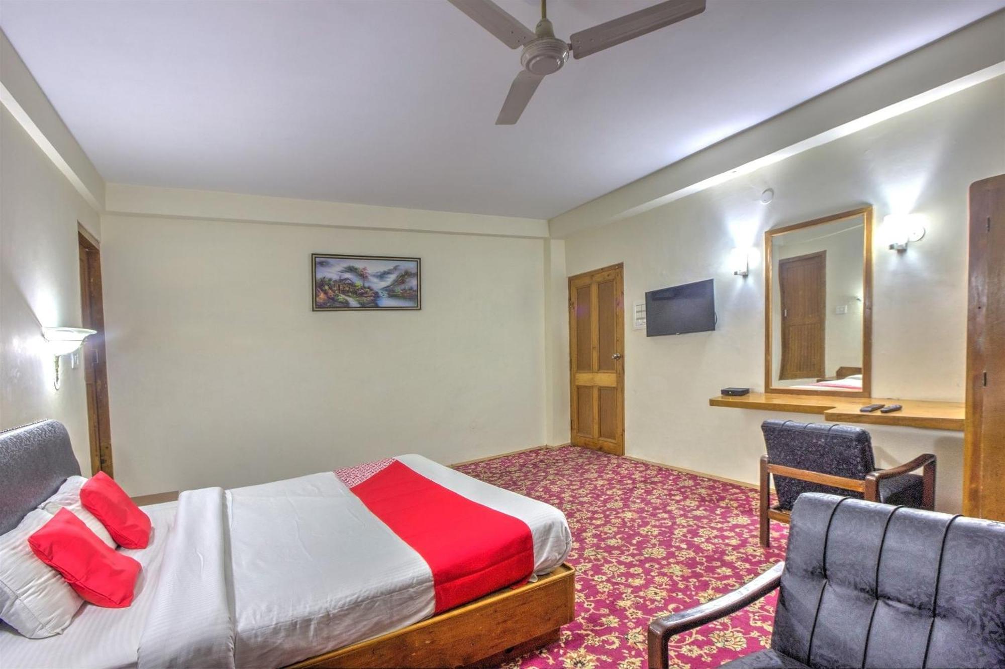 Hotel Capital O Shishamaati Kulu Esterno foto
